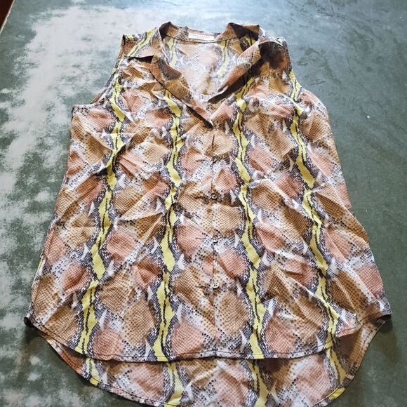 Equipment Femme Adalyn Snake Print Sleeveless Top sz Small - Picture 3 of 6